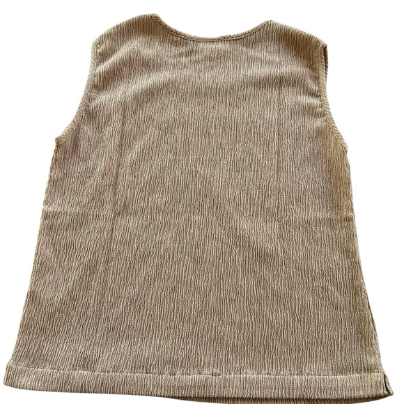 Travel Smith Tank Top - Picture 2 of 3